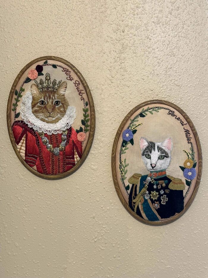 Introducing My Cats As King Bubba And General Miles! 