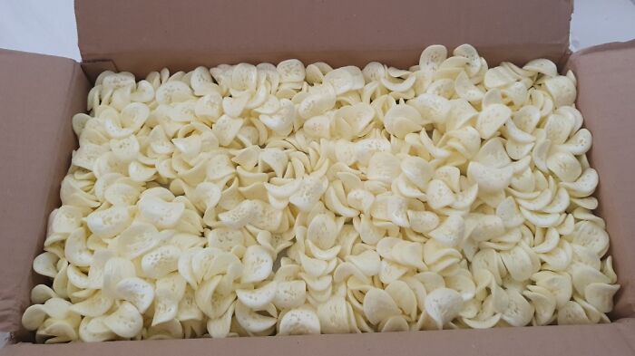 El poliestireno de mi paquete parece papas fritas