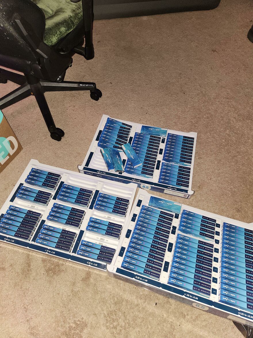 Haul From Last Night! Hundreds Of Contact Lenses, Some Are Even My Prescription.