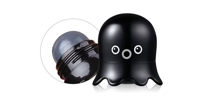 a black head scrub stick