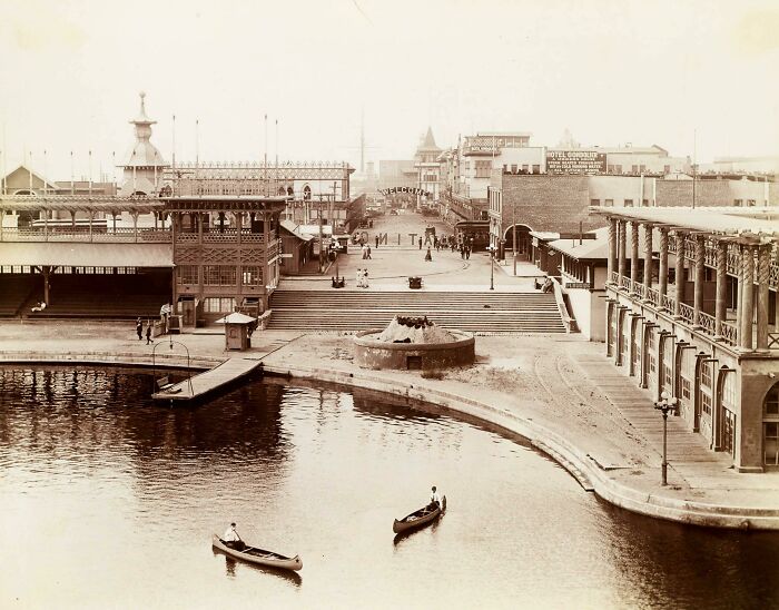 Venice, California Before The Canals Were Filled In And The Buildings Were Demolished, 1906