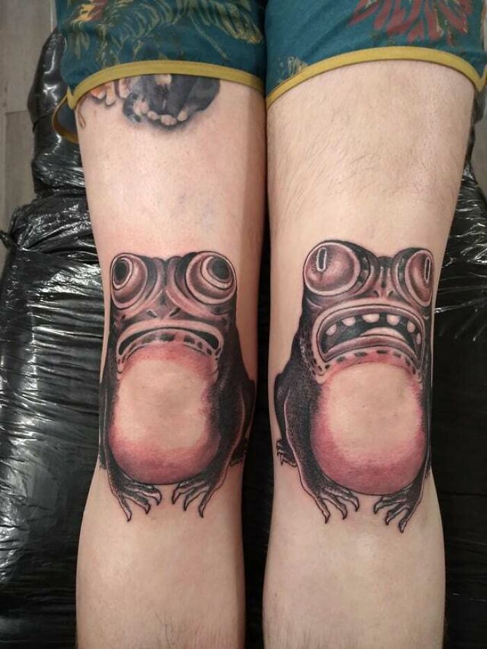Frog-themed knee tattoos showcasing unique design and artistry.