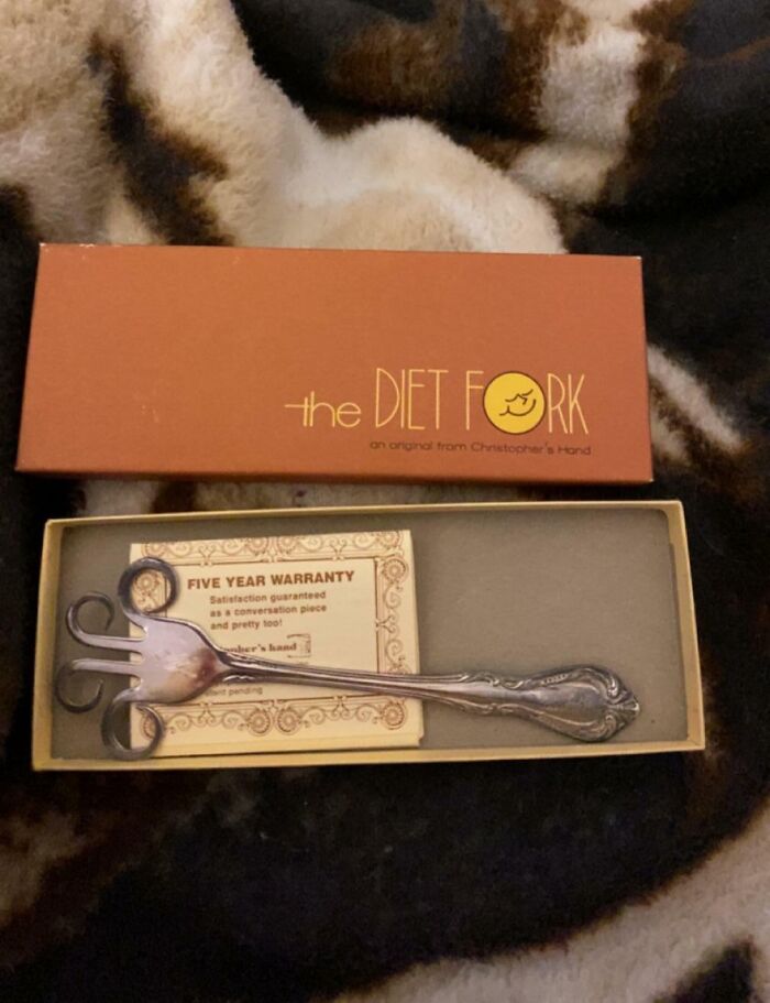 I Present To You The Useless Fork, From The Dumpster