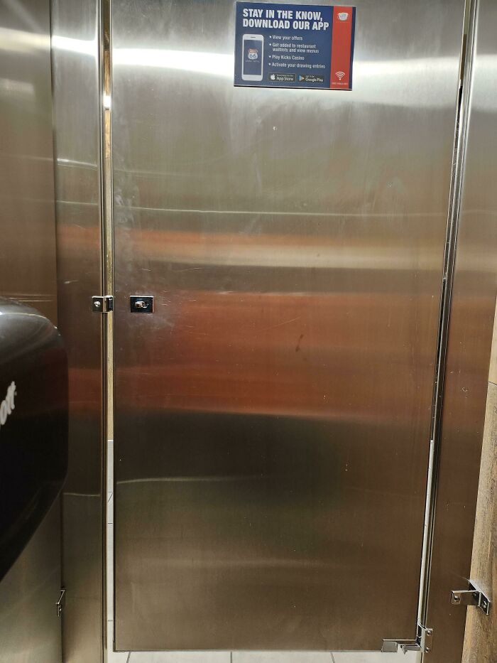 Stranger Was Looking At Me On The Toilet For A Few Seconds. Why Are Bathroom Doors Like This?