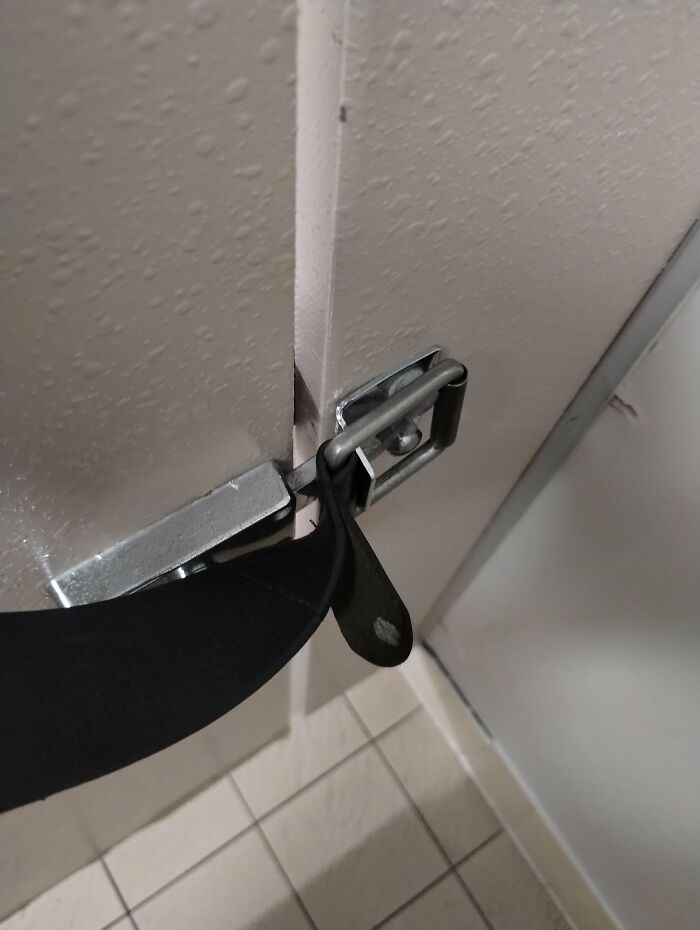 Anti "Poop With Friends" Device (My Belt)