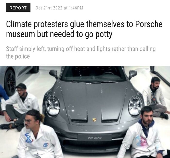 Instead Of Calling The Cops, The Museum Turned Off The Heating And Lights. Protestors Were Asking For Food And A Bowl To Go To The Toilet - No One Cared