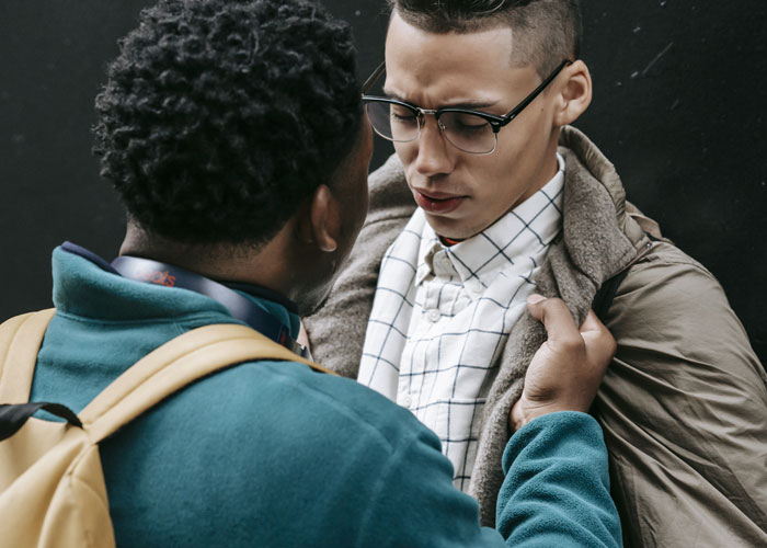 &ldquo;He Assured Me He&rsquo;d Protect Me&rdquo;: Man, Obsessed With Being A Hero, Goes Off On GF For Ruining His Moment When Faced With Knife-Wielding Attacker