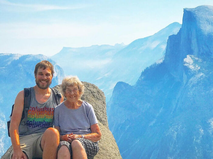 93-Year-Old Grandma And Her Grandson Finally Complete Goal Of Visiting All Of The U.S. National Parks