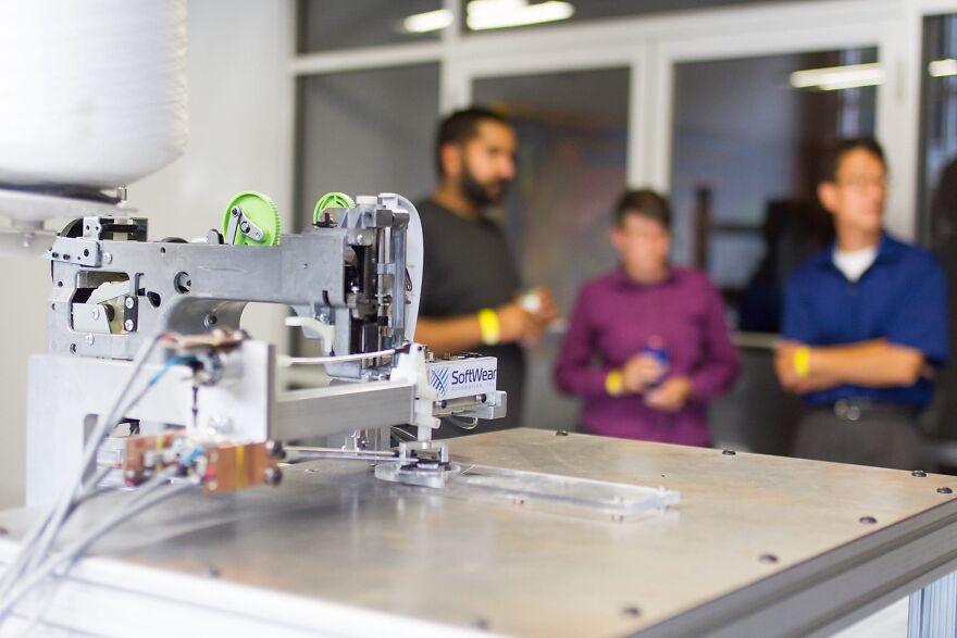 The Evolution Of Clothing Manufacturing Technology: From Handmade To High-Tech