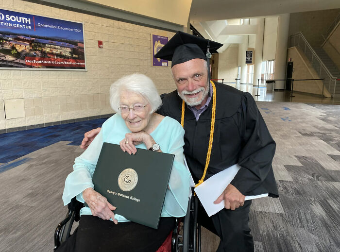 Proud Mum, 99, Witnesses First Of Her Seven Children Graduate College at 72