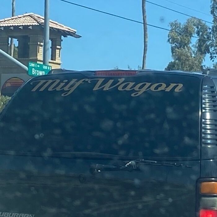 Y’all Rockin W Da Milf Mobile