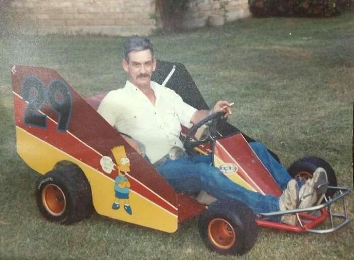 Dads: Put It Back, It's Not In The Budget. ⠀⠀⠀⠀⠀⠀⠀⠀⠀ The Budget: ⠀⠀⠀⠀⠀⠀⠀⠀⠀ Mortgage: $800 Car Payment: $65 Utilities: $40 Cigs, Beer, Go-Kart Parts: $4,355