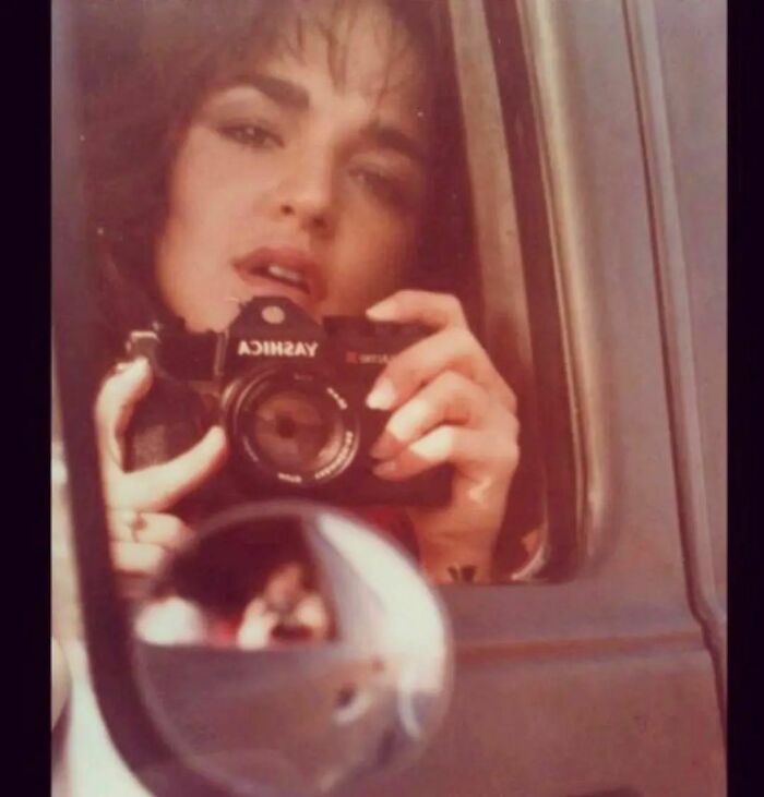 Don't Move...i'm Taking A Picture Of An Absolute Babe Of A Person...hold Steady