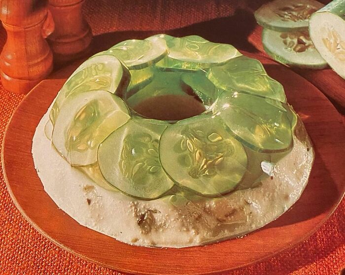 Cucumber Cottage Cheese (Gelatine Home Cooking Secrets, 1975)