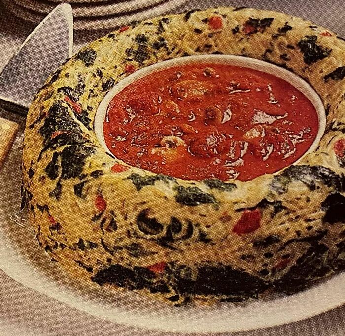 Spaghetti Ring Florentine (Better Homes And Gardens 1988 Best-Recipes Yearbook)