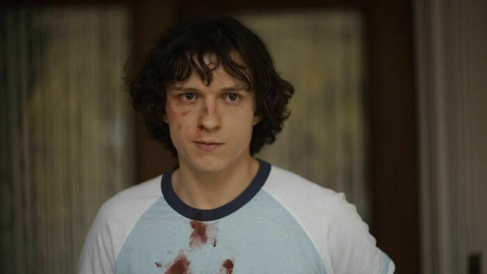 36-Year-Old Emmy Rossum Is Playing The Mom Of 27-Year-Old Tom Holland, And People Are Questioning The Age Gap