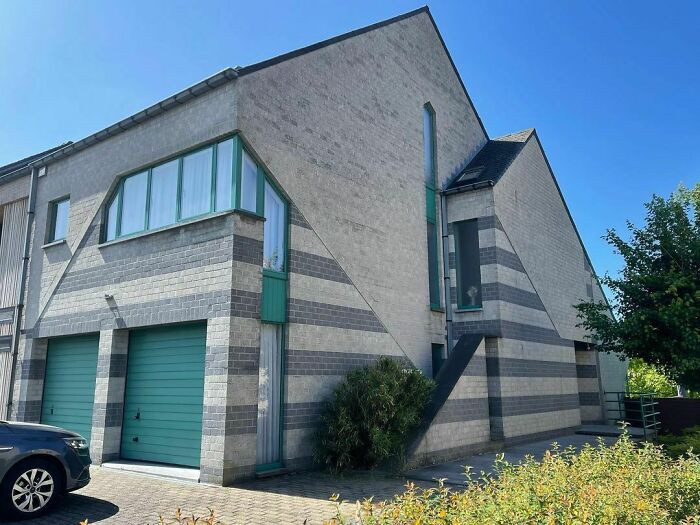 Must Be A Streepclub