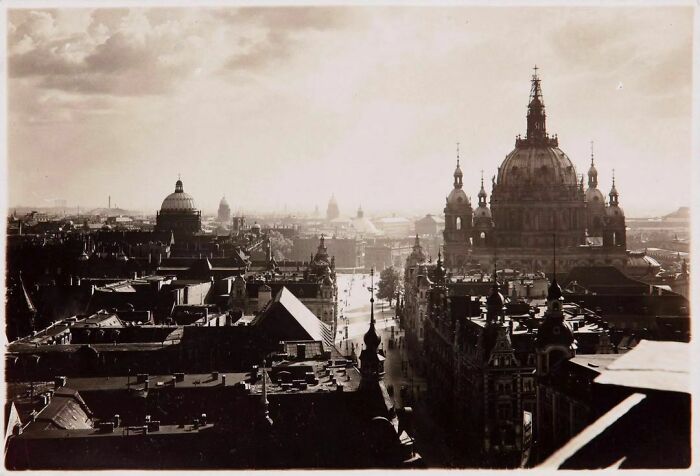 A View Over Berlin In 1920