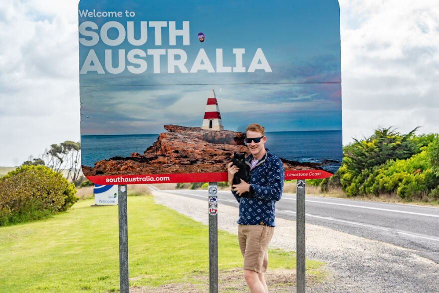 I Started Traveling Around Australia In A Campervan With My Cat Willow, And My Whole Life Changed I Started Traveling Around Australia In A Campervan With My Cat Willow, And My Whole Life Changed