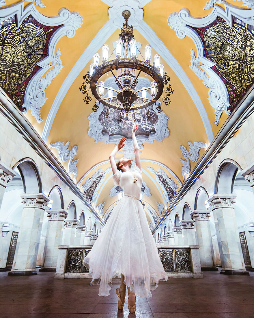 Komsomolskaya Station, Model: Darian Volkova