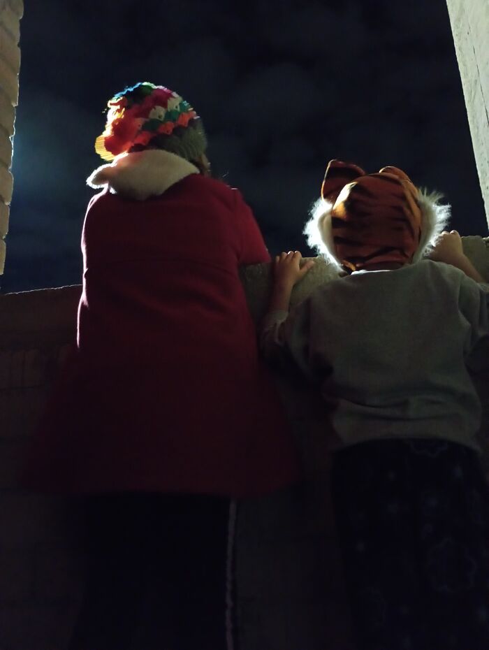 My Children Waiting For The Fireworks