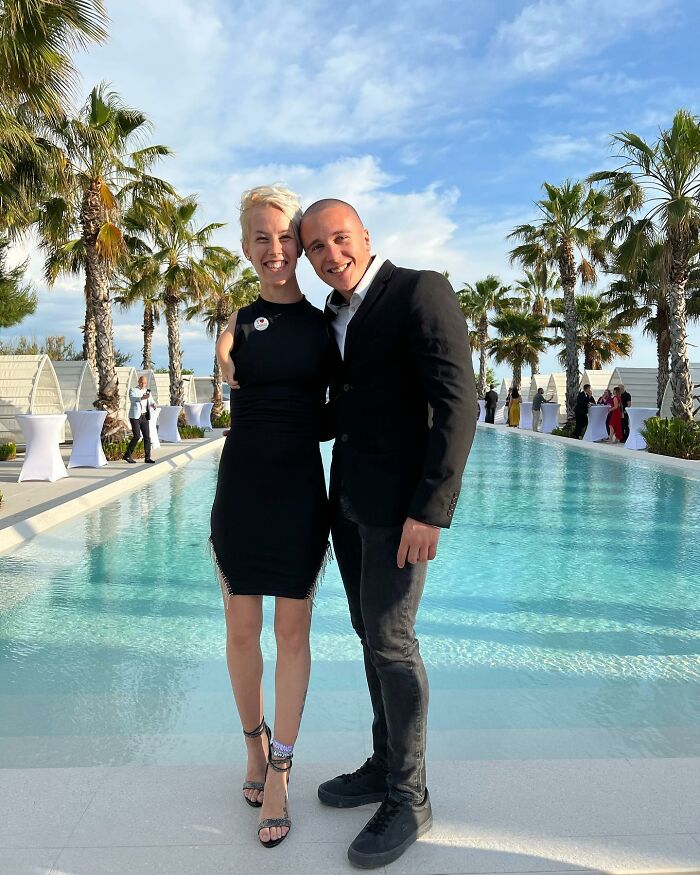 &lsquo;The Girl With Wings&rsquo;: Dejana Backo, A Woman Born Without Arms, Proves That No Challenge Is Impossible