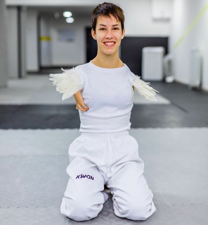 &lsquo;The Girl With Wings&rsquo;: Dejana Backo, A Woman Born Without Arms, Proves That No Challenge Is Impossible