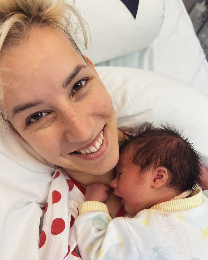 &lsquo;The Girl With Wings&rsquo;: Dejana Backo, A Woman Born Without Arms, Proves That No Challenge Is Impossible