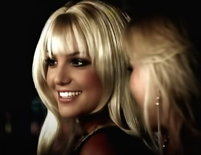 63 Best Opening Lyrics That Start The Songs Off Right