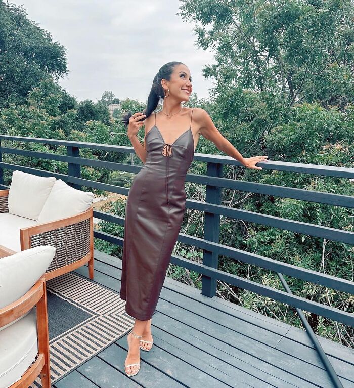 3 Y.O. Joins A Random Birthday Party In A Park, They Refuse To Give Her A Piece Of Cake, Mother Shares Her Surprise Online