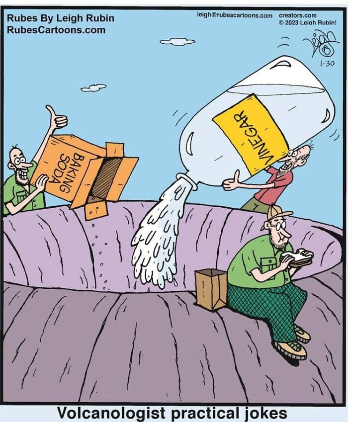 Take A Peek Into The Casual Daily Lives Of Animals With These Hilarious Comics (New Pics)