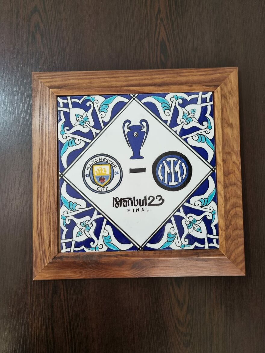 Uefa Champions League Finals Istanbul23 Tile Art-Glazed Ceramic
inter - Manchaster City
10.06.2023