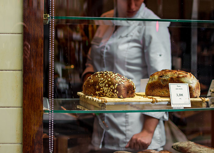 30 People Who Finally Met Their Biological Parents Share What It Was Like