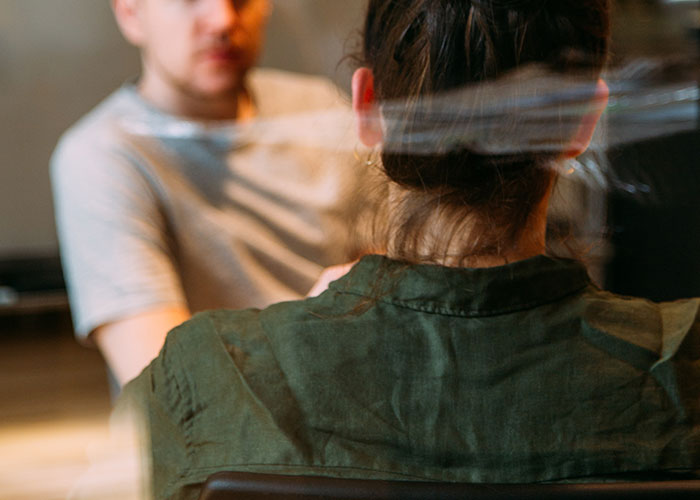 30 People Who Finally Met Their Biological Parents Share What It Was Like