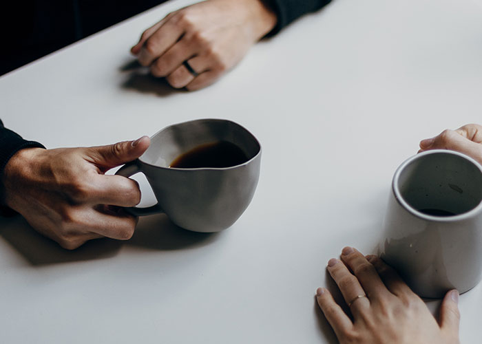 30 People Who Finally Met Their Biological Parents Share What It Was Like