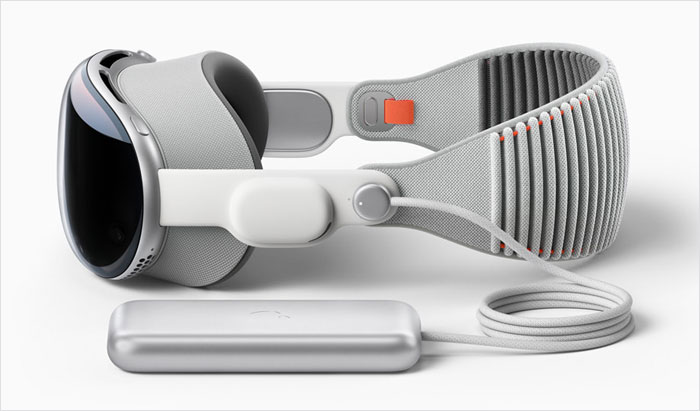 Apple Unveils Its Riskiest And Biggest Bet Since The iPhone Debuted More Than A Decade Ago, And The Internet Has Thoughts Apple Unveils Its Riskiest And Biggest Bet Since The iPhone Debuted More Than A Decade Ago, And The Internet Has Thoughts