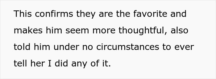 Man Helps A Random Customer Who Happens To Be &ldquo;The Least Romantic Man On The Planet&rdquo; Pleasantly Surprise His Wife With A Thoughtful Gift