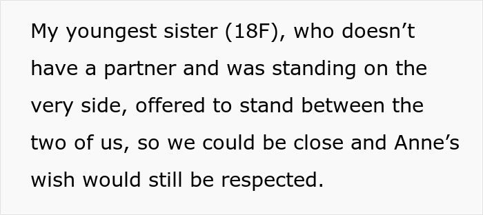 Bride Doesn't Want Brother's Husband "Ruining The Aesthetic" In Wedding Photos, Is Surprised When They Leave The Party Bride Doesn't Want Brother's Husband "Ruining The Aesthetic" In Wedding Photos, Is Surprised When They Leave The Party