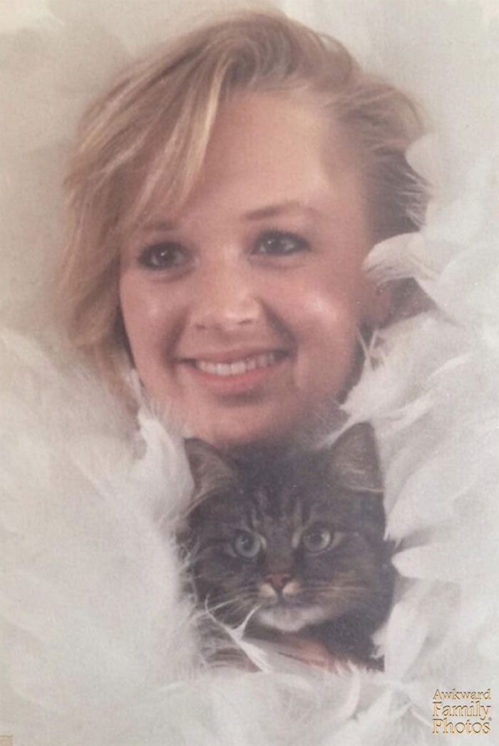 “My High School Senior Photo Has Tortured Me For Years And Now I’m Owning The Embarrassment”⁠ ⁠