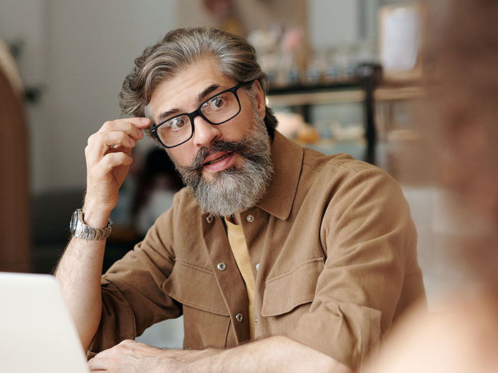 20 Personas cuentan lo más chocante de casarse con alguien adinerado