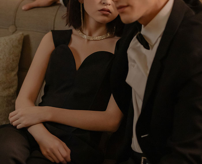 "I Am Still To This Day, Blown Away”: 30 People Reveal The Shocks Of Getting Involved With Someone Extremely Rich