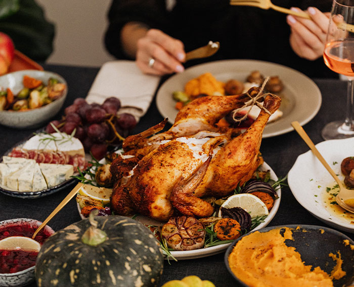 "I Am Still To This Day, Blown Away”: 30 People Reveal The Shocks Of Getting Involved With Someone Extremely Rich