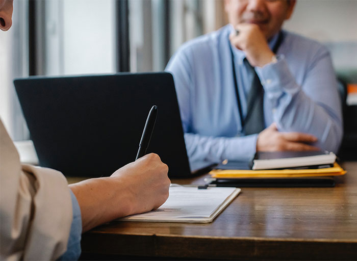 Boss Made To Eat His Words After Telling Star Employee To &ldquo;Gain Some Perspective&rdquo; For Refusing To Add 3 Hr Commute To Workday