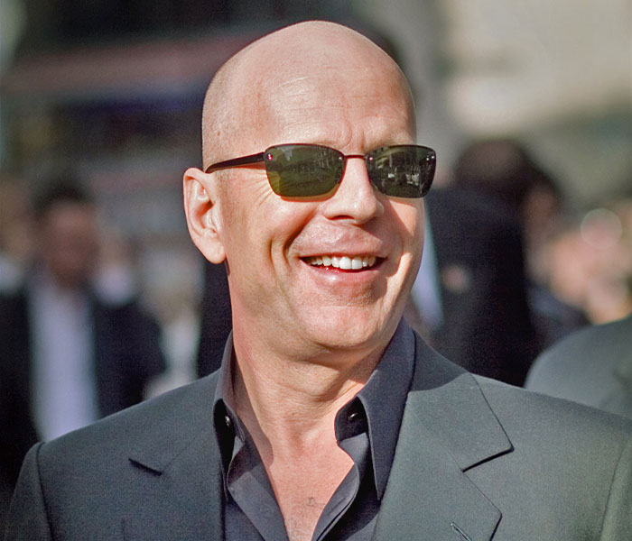 Celebrity Bodyguards Are Sharing Their Best And Worst Clients (22 Answers)