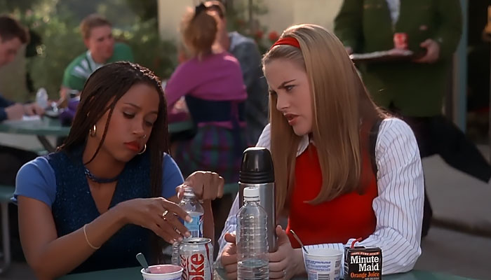 Dionne and Cher talking 