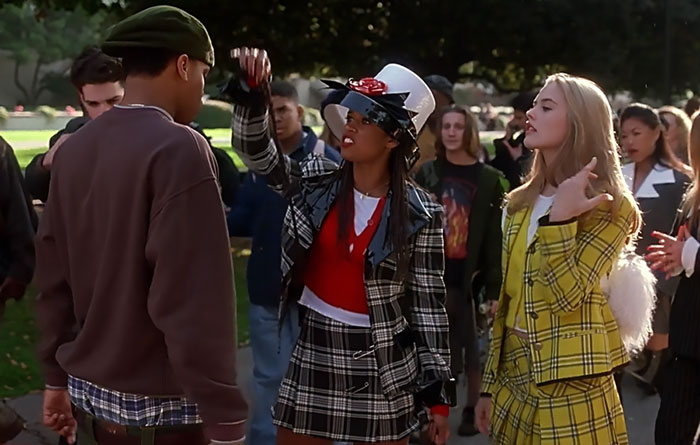 Cher and Dionne talking with Murray 