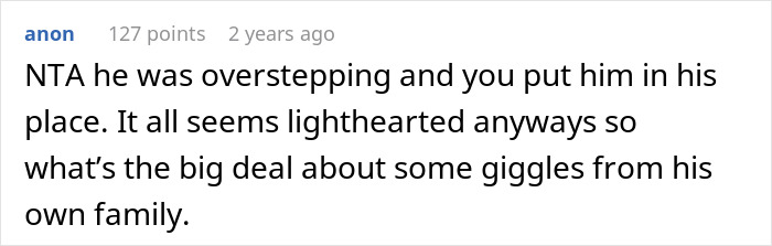 Guy Starts Mansplaining Periods To His Little Sister During Family Dinner, His Fianc&eacute;e Asks Him A Question That Shuts Him Down