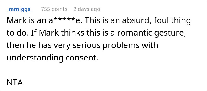 Boyfriend Invites Woman To A Fancy Party, She Realizes It's Actually A Surprise Wedding For Her And Leaves