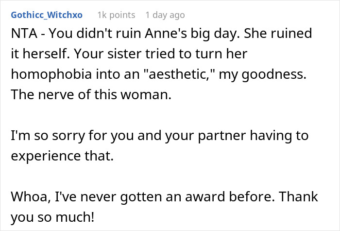 Bride Doesn't Want Brother's Husband "Ruining The Aesthetic" In Wedding Photos, Is Surprised When They Leave The Party Bride Doesn't Want Brother's Husband "Ruining The Aesthetic" In Wedding Photos, Is Surprised When They Leave The Party