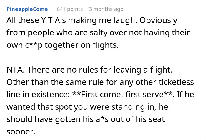 Airplane Passenger Who Cut In Line To Exit The Plane Gets Schooled By Other Passenger, Seeks Backup Online, Gets Schooled Some More Airplane Passenger Who Cut In Line To Exit The Plane Gets Schooled By Other Passenger, Seeks Backup Online, Gets Schooled Some More